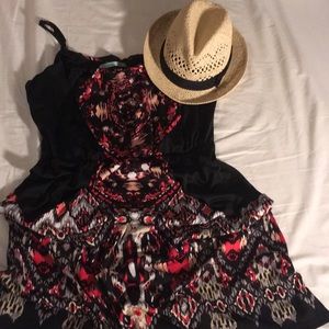 Black patterned dress size M